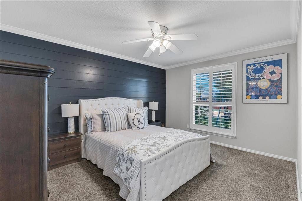 4600 Valleyview Drive, Mansfield, TX 76063 Second bedroom located downstairs on front of home