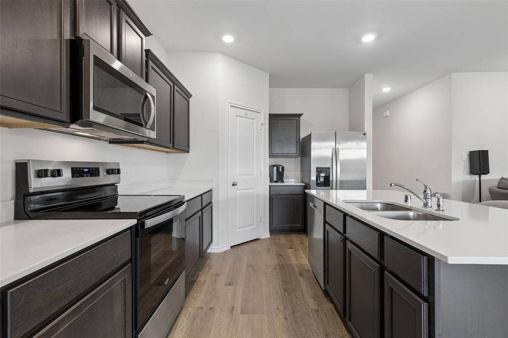 1448 Stuarts Forest Drive, Denton, TX 76207