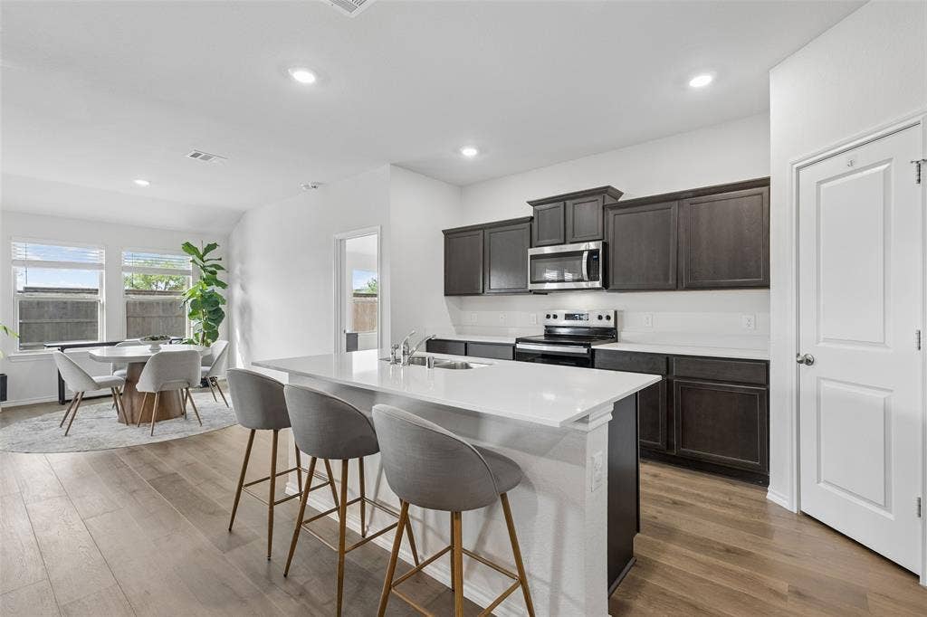 1448 Stuarts Forest Drive, Denton, TX 76207