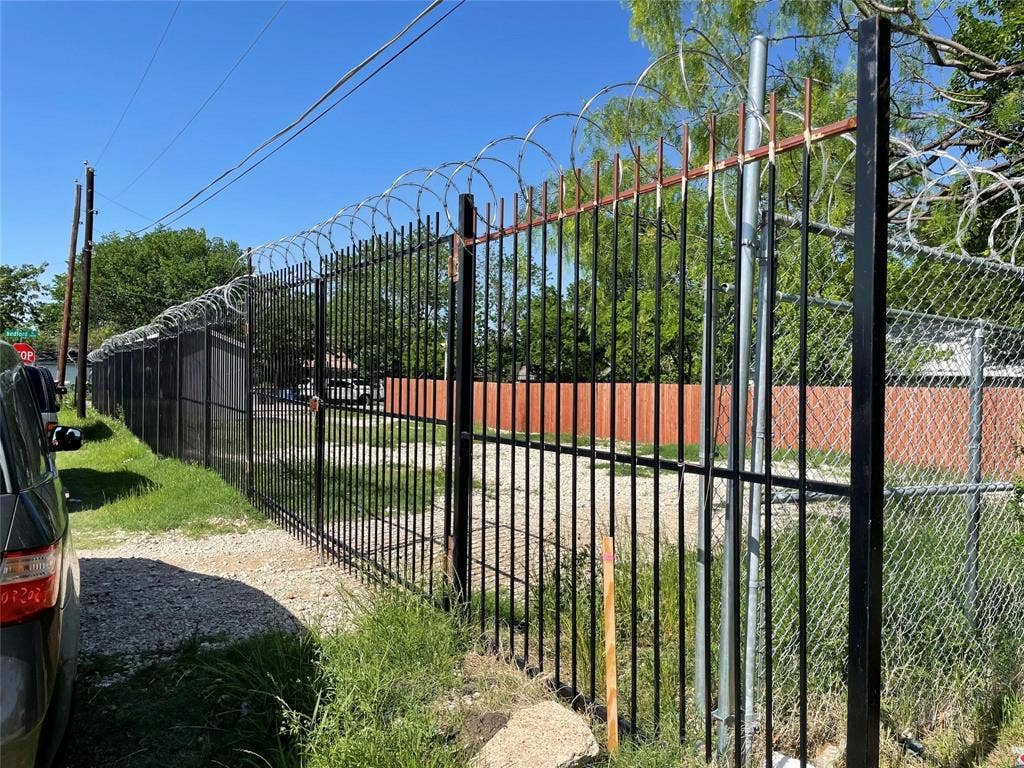 2846 Bedford Street, Dallas, TX 75212 2846 Bedford Street, Dallas, TX 75212