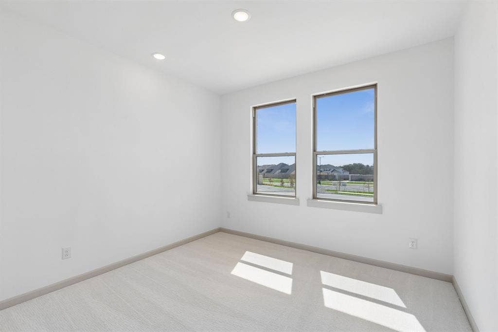 2612 Radiant Way, Celina, TX 75009 You'll enjoy nicely sized secondary bedrooms in our lovely Toulouse II plan.