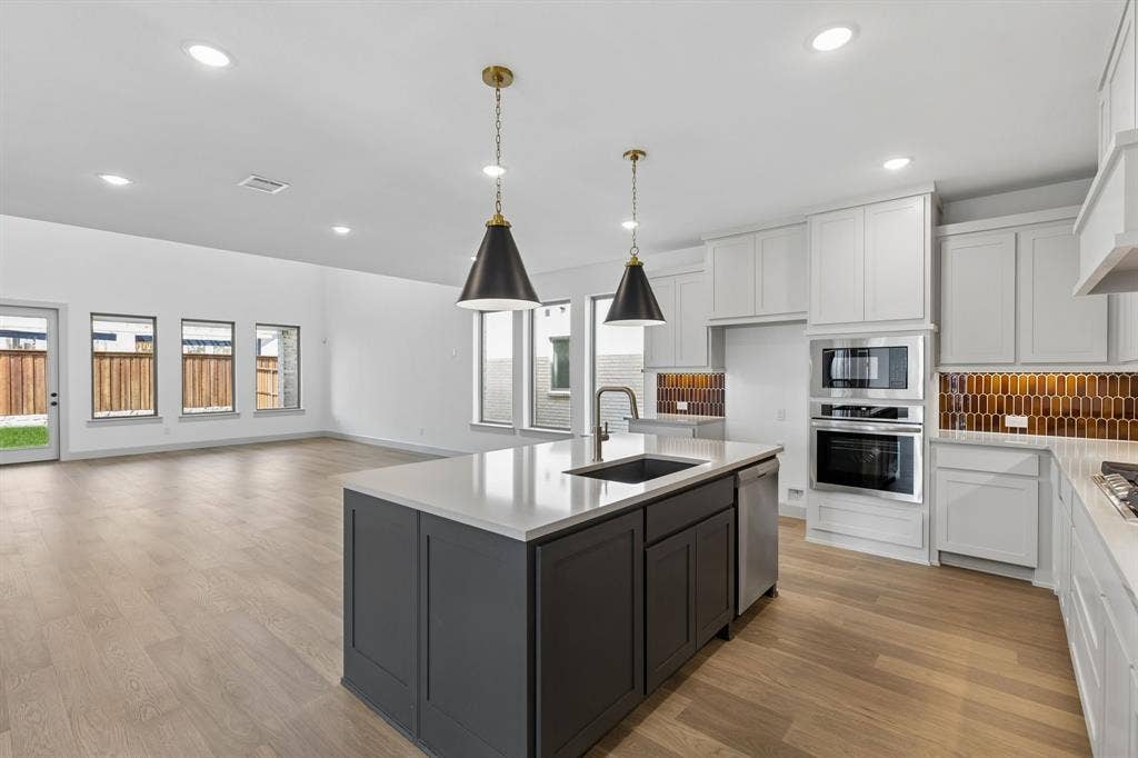 2612 Radiant Way, Celina, TX 75009 The chef in the family will never be left out of the party in this wonderful home!