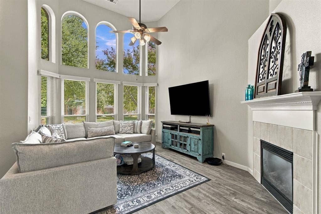 11251 Chaucer Drive, Frisco, TX 75035 11251 Chaucer Drive, Frisco, TX 75035