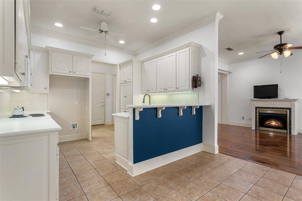 2306 Homestead Lane, Tyler, TX 75701 2306 Homestead Lane, Tyler, TX 75701