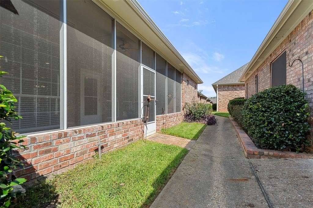 2306 Homestead Lane, Tyler, TX 75701 2306 Homestead Lane, Tyler, TX 75701
