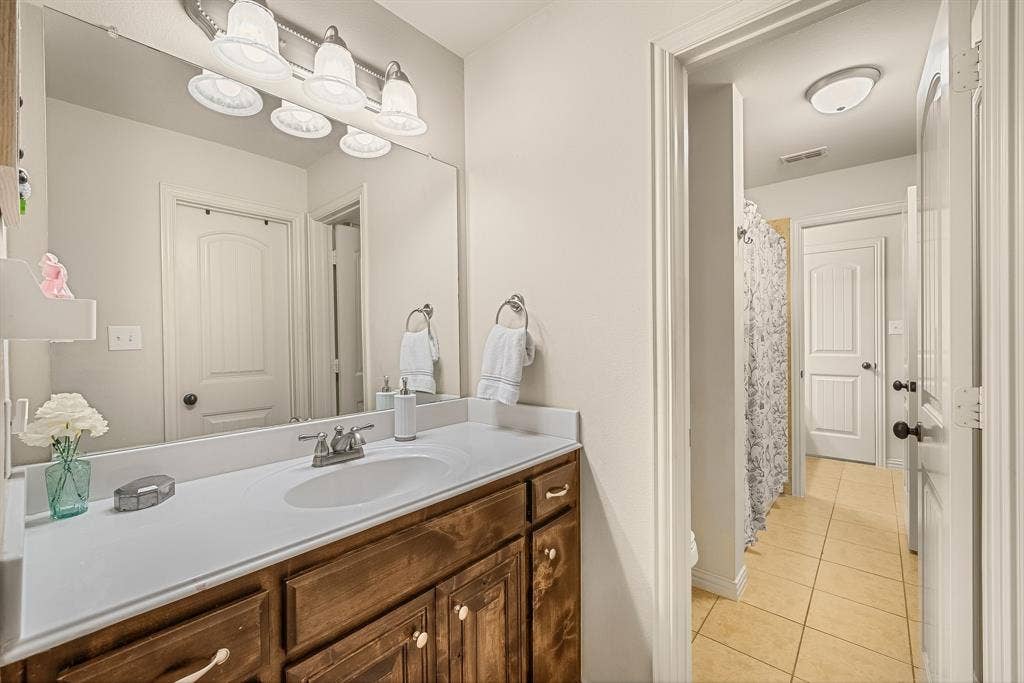 11150 Sugar Mill Lane, Frisco, TX 75033 11150 Sugar Mill Lane, Frisco, TX 75033