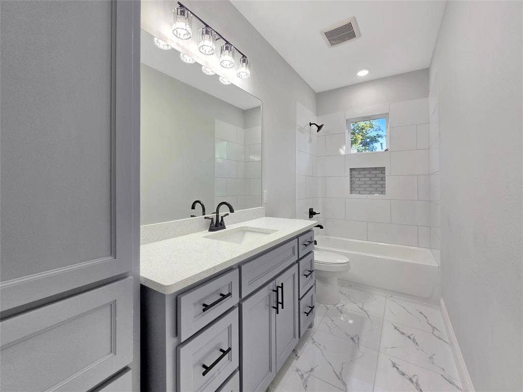 6108 Chickasaw Drive, Mabank, TX 75156 6108 Chickasaw Drive, Mabank, TX 75156
