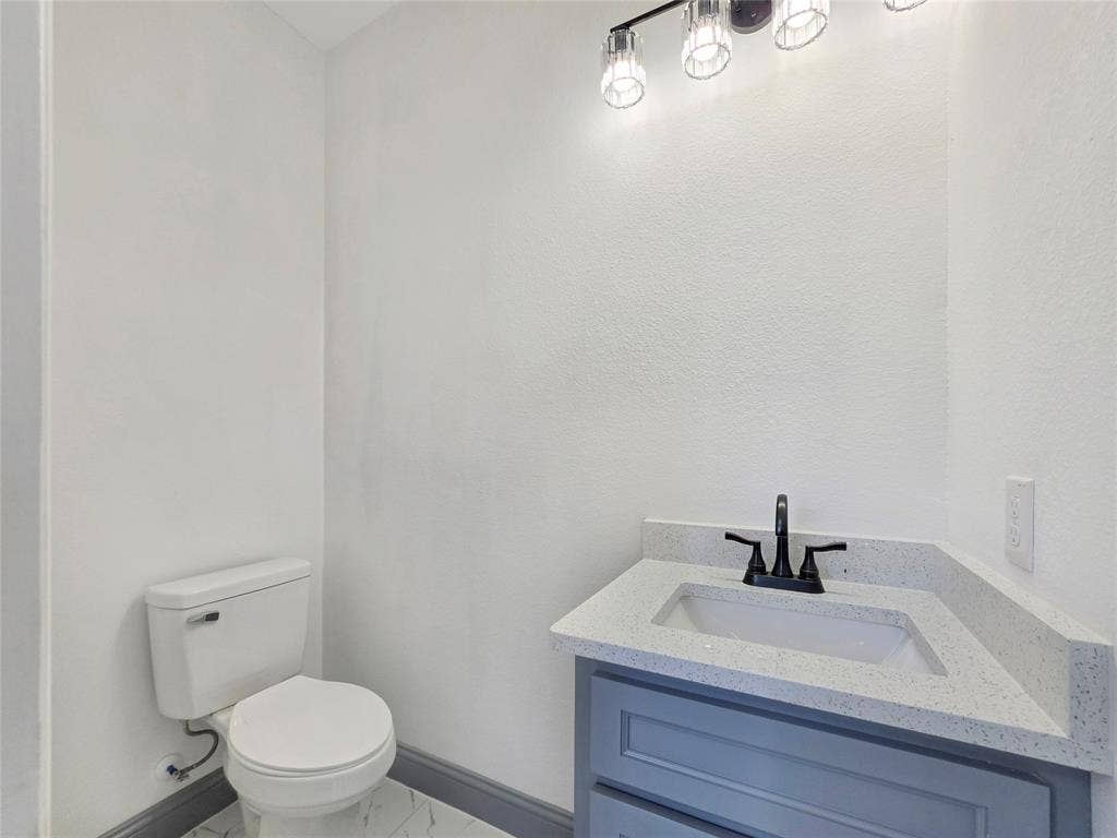 6108 Chickasaw Drive, Mabank, TX 75156 6108 Chickasaw Drive, Mabank, TX 75156