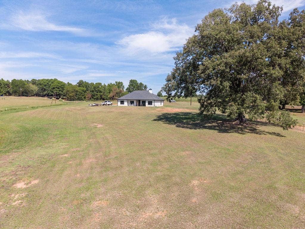 23888 County Road 2110, Troup, TX 75789