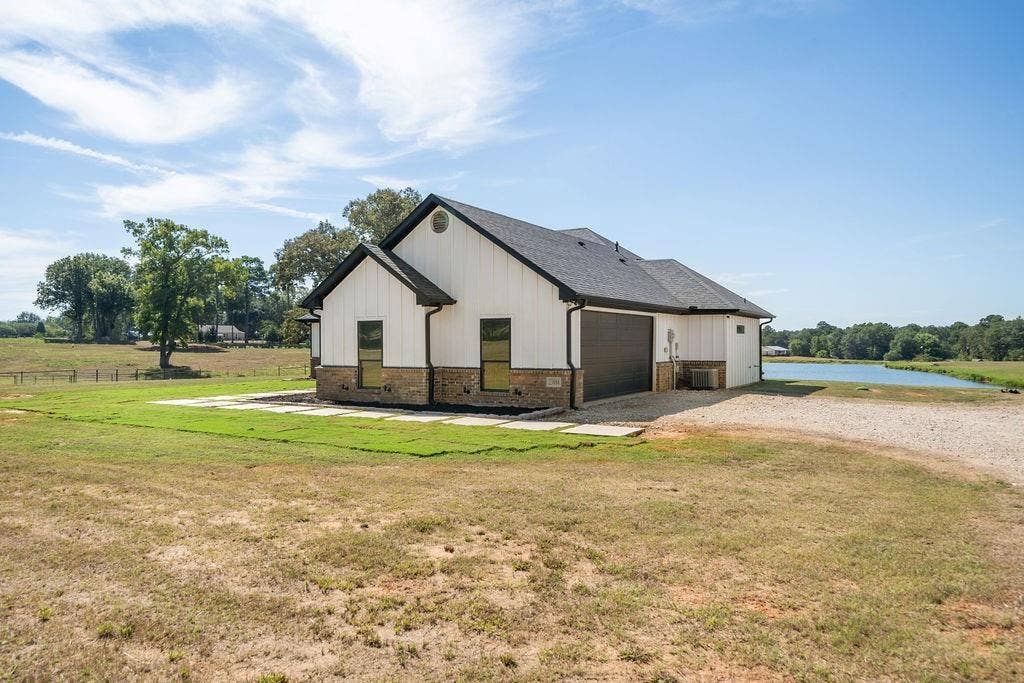 23888 County Road 2110, Troup, TX 75789