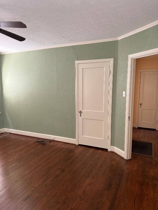 5450 Longview Street, Dallas, TX 75206 5450 Longview Street, Dallas, TX 75206