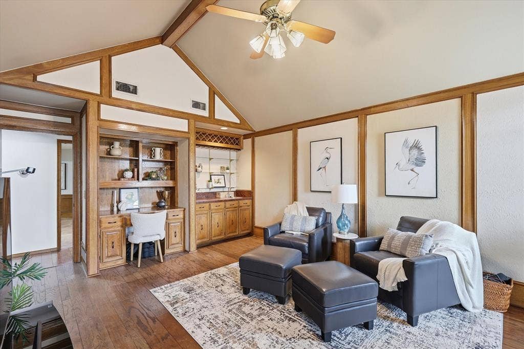 1516 Glastonbury Drive, Plano, TX 75075 wet bar and built ins