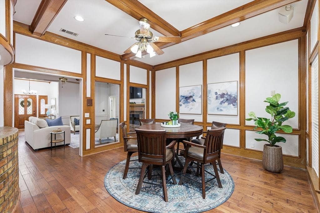 1516 Glastonbury Drive, Plano, TX 75075 1516 Glastonbury Drive, Plano, TX 75075