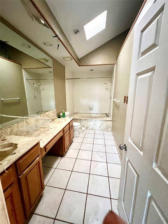 3912 Denham Way, Plano, TX 75023 Owner suite bath
