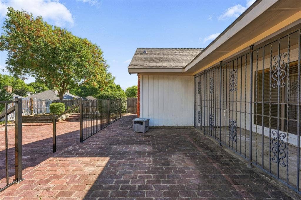 1525 Nettleton Drive, DeSoto, TX 75115 1525 Nettleton Drive, DeSoto, TX 75115