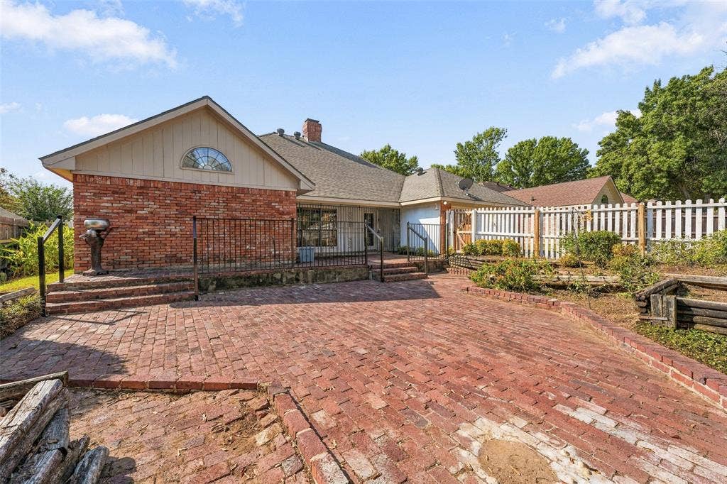 1525 Nettleton Drive, DeSoto, TX 75115 1525 Nettleton Drive, DeSoto, TX 75115