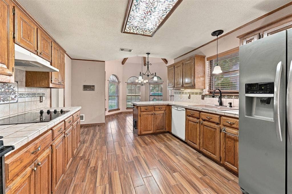 1525 Nettleton Drive, DeSoto, TX 75115 1525 Nettleton Drive, DeSoto, TX 75115