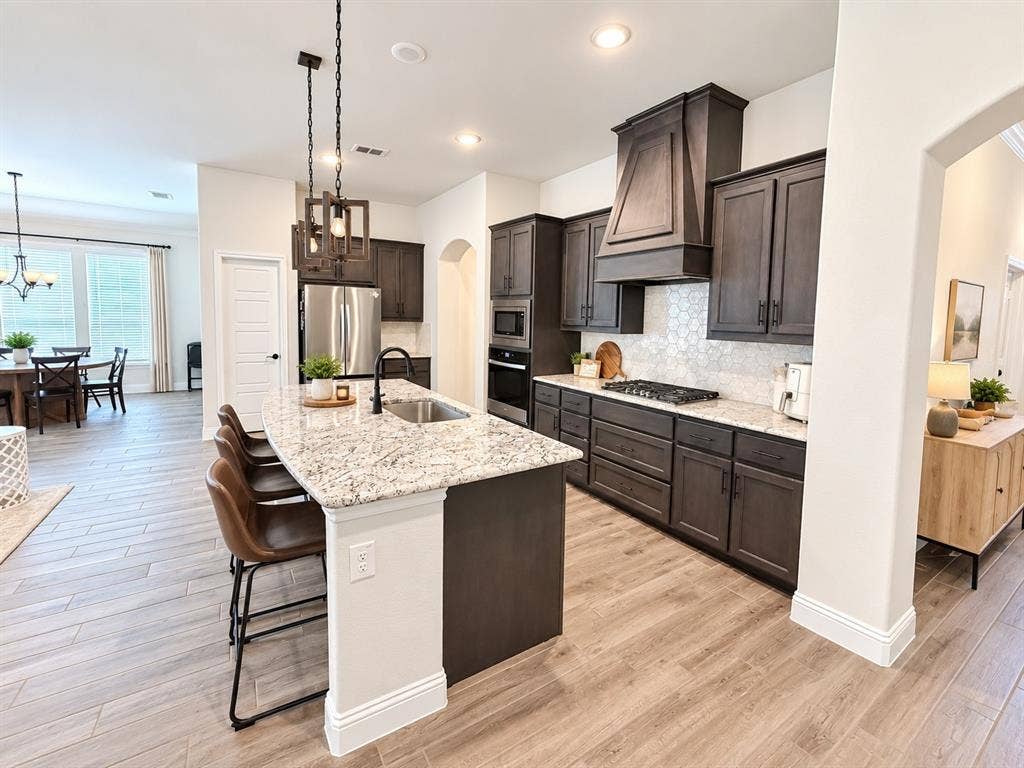 513 River Bank Court, Granbury, TX 76049