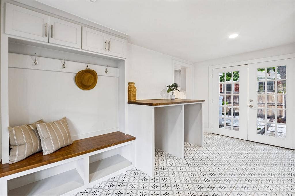 5947 Marquita Avenue, Dallas, TX 75206 5947 Marquita Avenue, Dallas, TX 75206