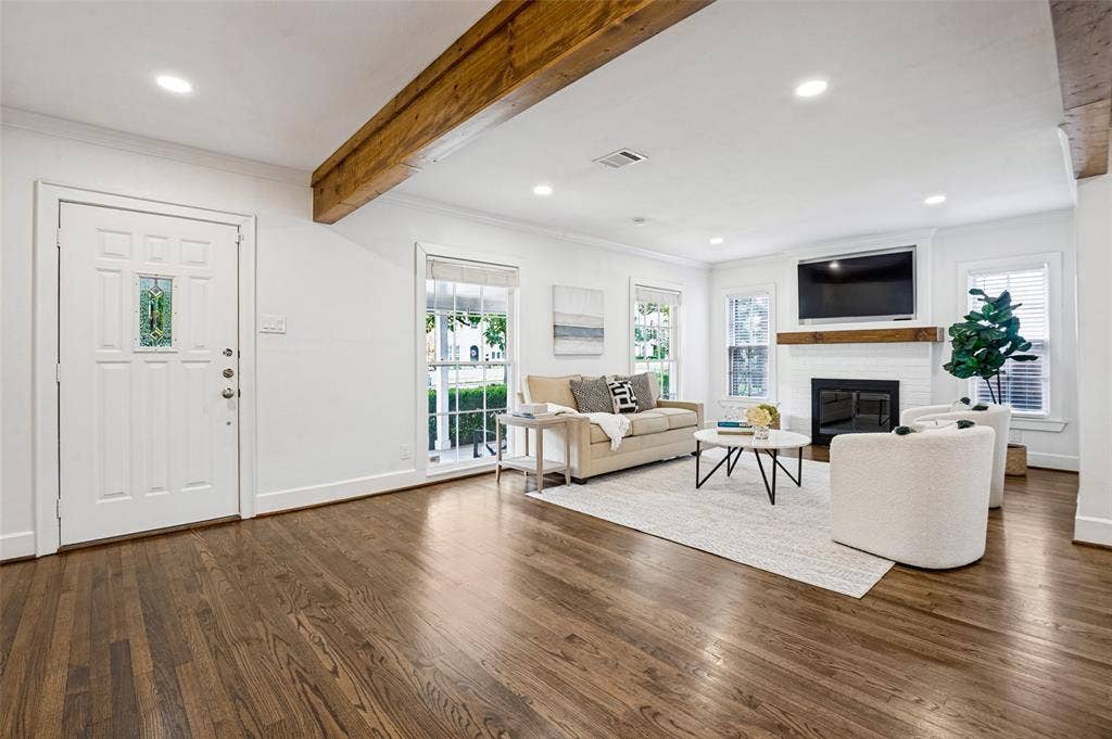 5947 Marquita Avenue, Dallas, TX 75206 5947 Marquita Avenue, Dallas, TX 75206