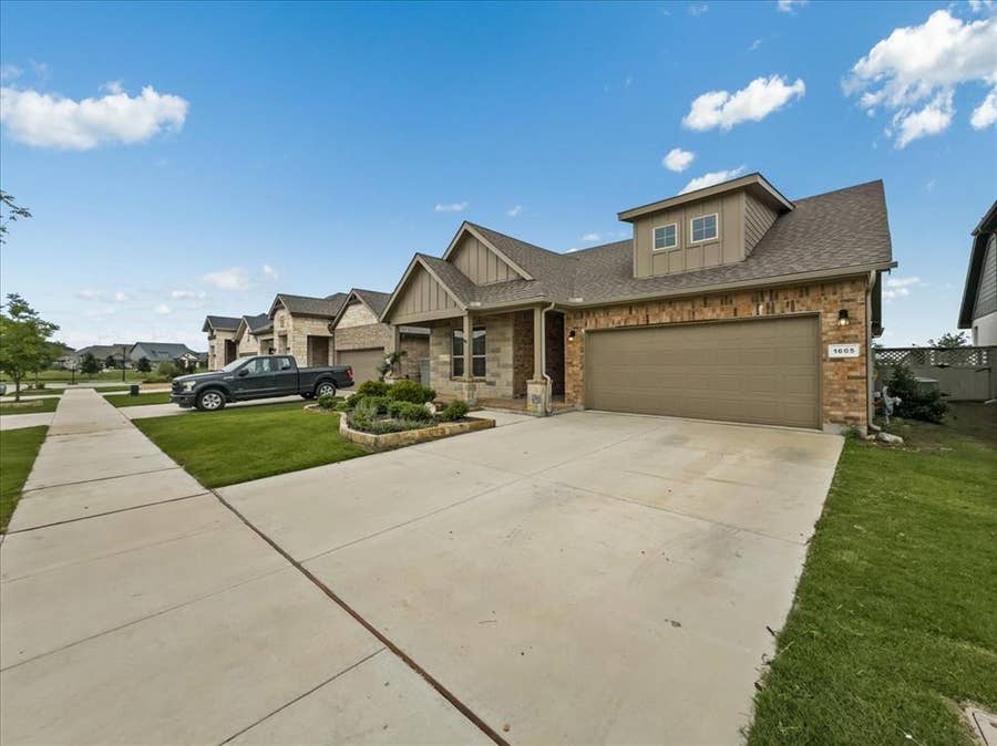 Property photo for 1605 Camp Court, Northlake, TX