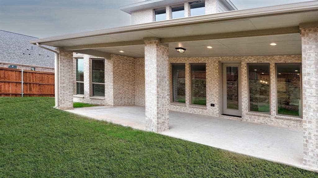 4237 Capstone Road, Midlothian, TX 76065 Covered concrete patio with recessed lighting and a ceiling-mounted fixture