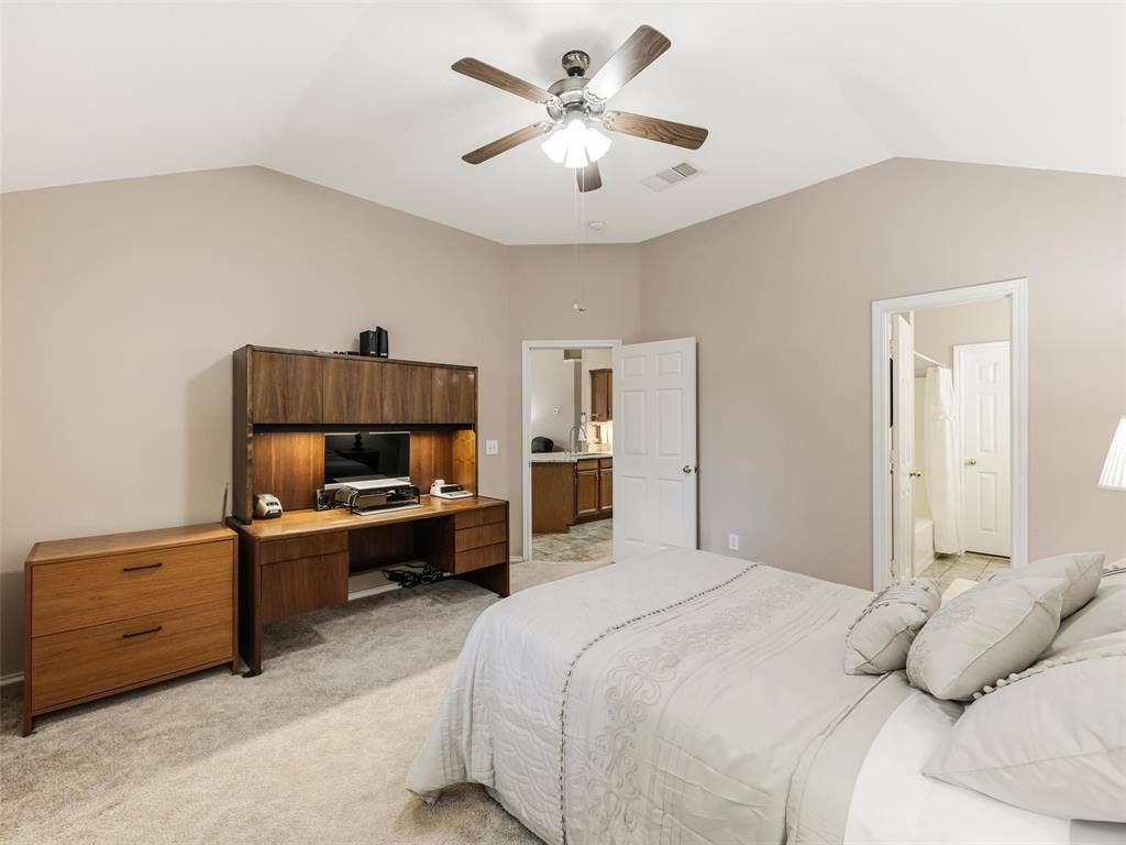 2109 Lilac Circle, McKinney, TX 75071 Oversize primary bedroom