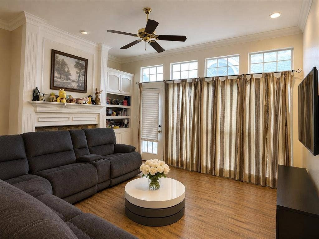 8708 Wellington Road, Irving, TX 75063 8708 Wellington Road, Irving, TX 75063