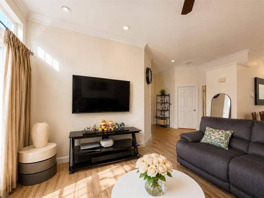 8708 Wellington Road, Irving, TX 75063 8708 Wellington Road, Irving, TX 75063