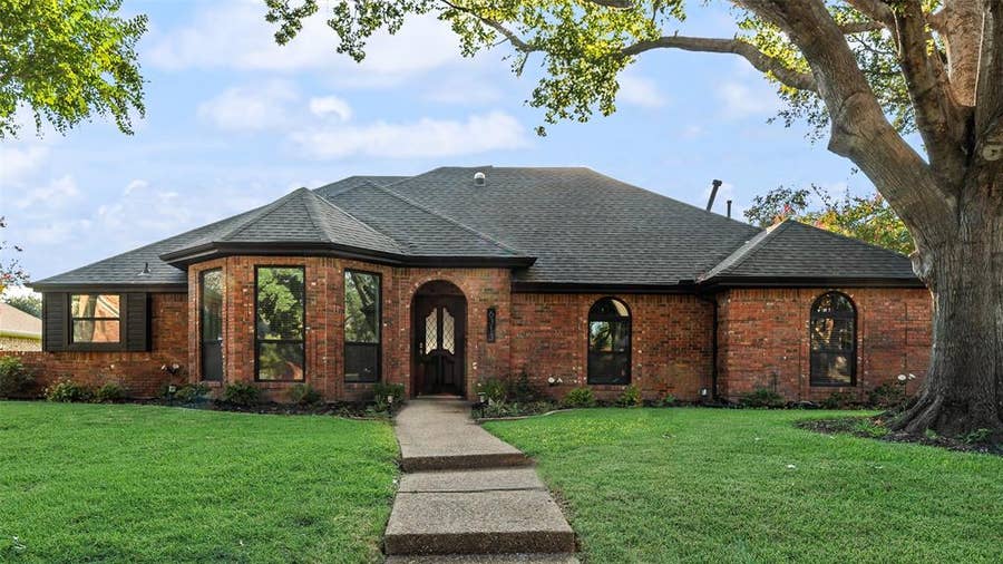 Property photo for 6313 Chelsea Way, Garland, TX