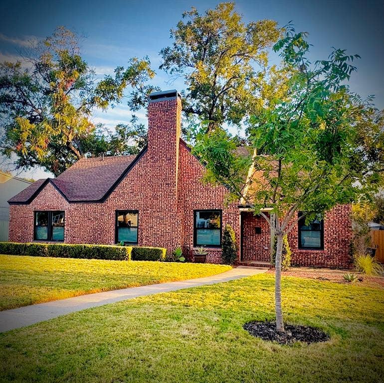 Property photo for 4331 Lovell Avenue, Fort Worth, TX