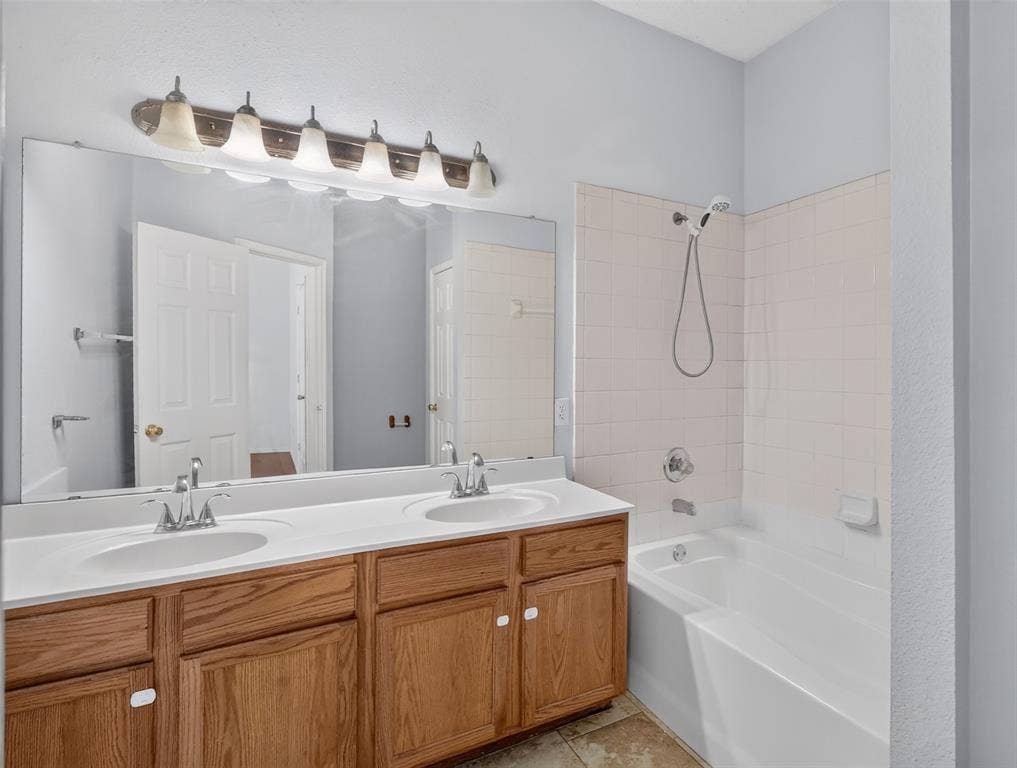3526 Sedona Drive, Grand Prairie, TX 75052 3526 Sedona Drive, Grand Prairie, TX 75052