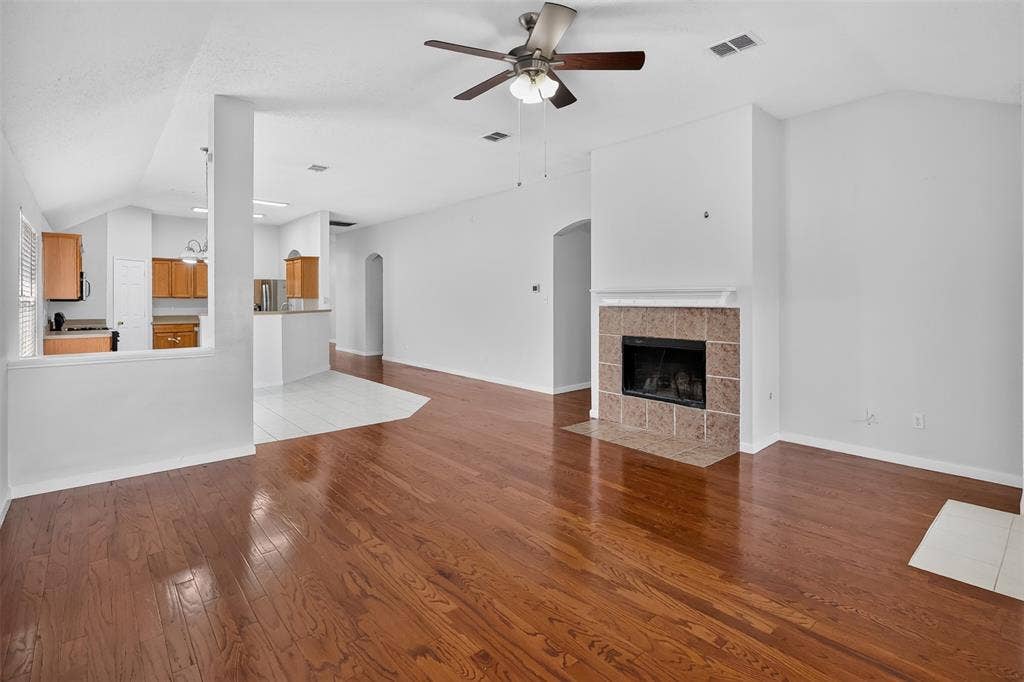 3526 Sedona Drive, Grand Prairie, TX 75052 3526 Sedona Drive, Grand Prairie, TX 75052