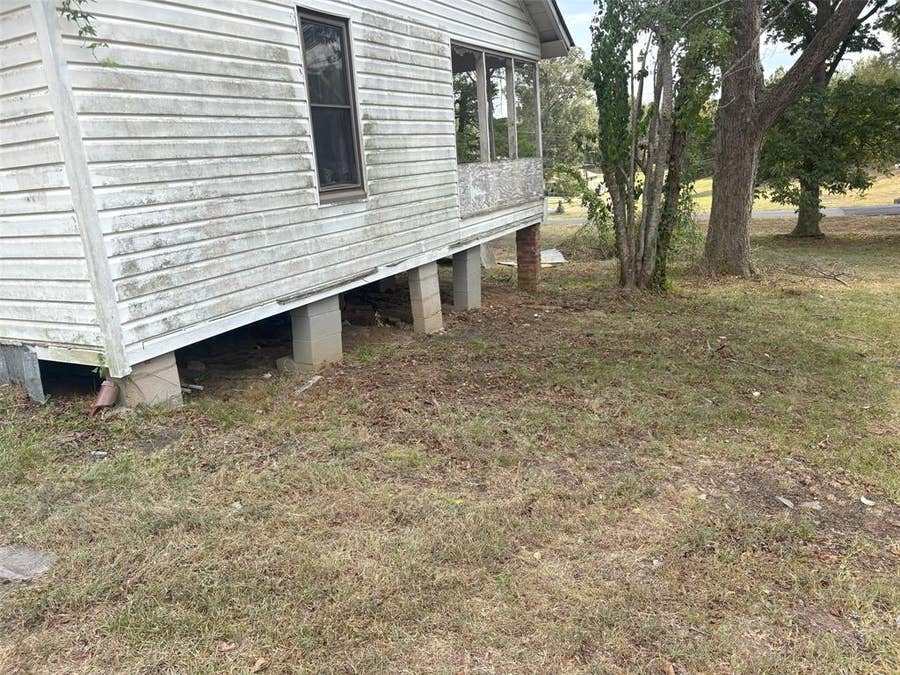 Property photo for 825 Highland Avenue, Many, LA