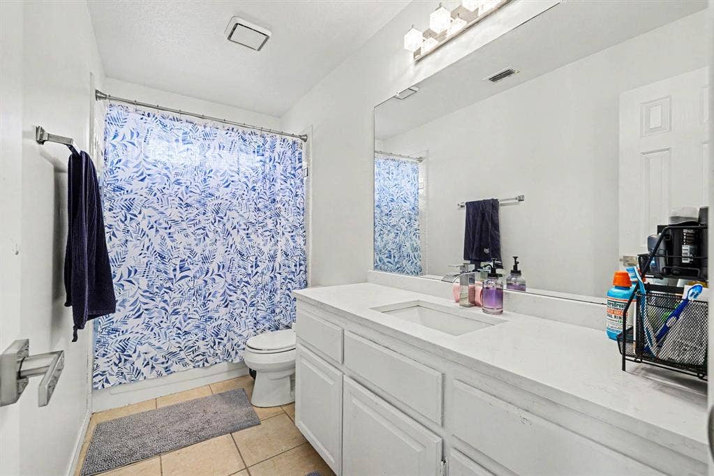 2912 Barksdale Drive, Plano, TX 75025 2912 Barksdale Drive, Plano, TX 75025