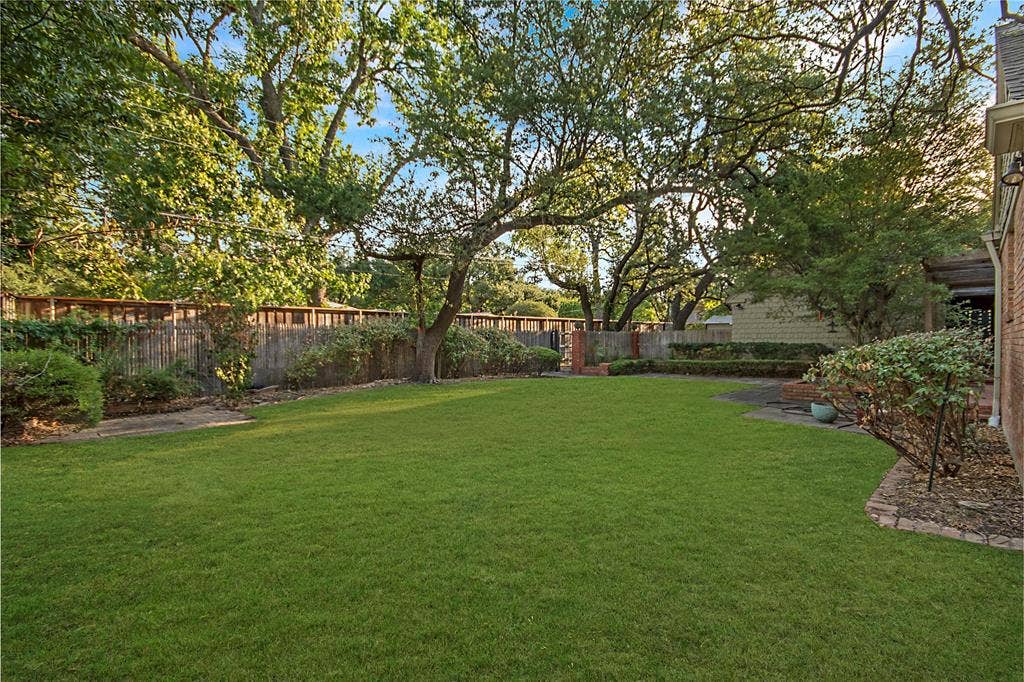 5859 Colhurst Street, Dallas, TX 75230 5859 Colhurst Street, Dallas, TX 75230