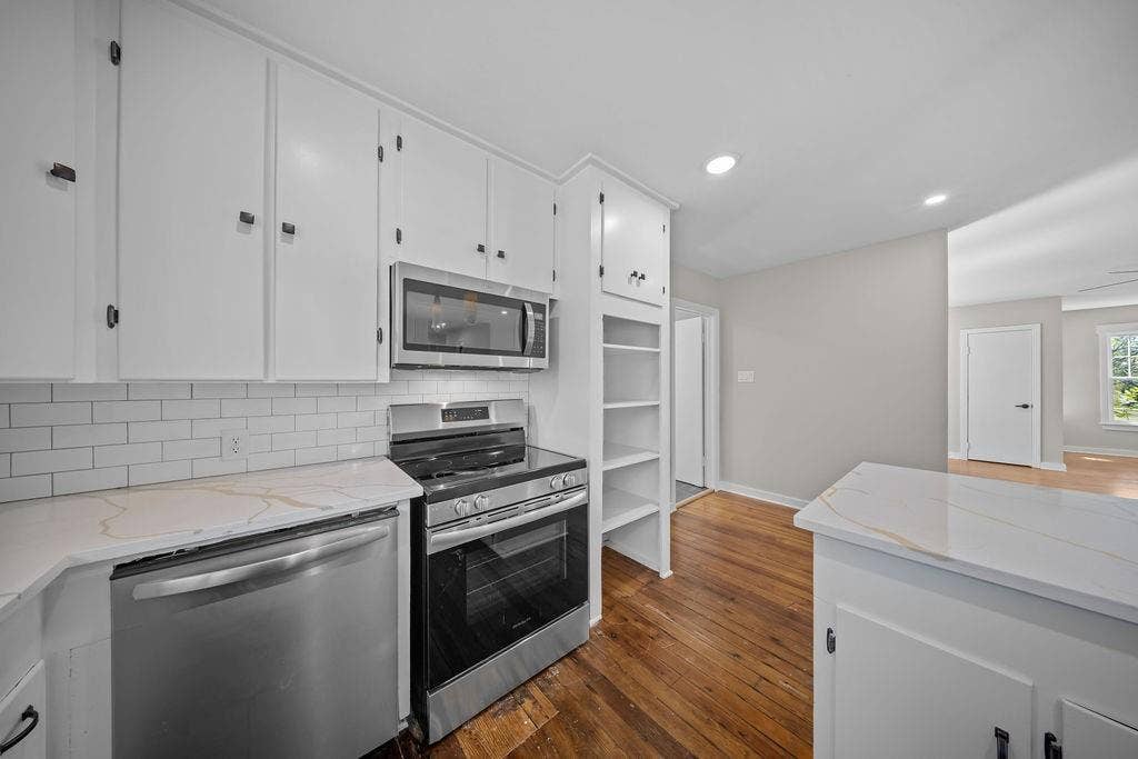 610 N Shawnee Street, Ennis, TX 75119 610 N Shawnee Street, Ennis, TX 75119