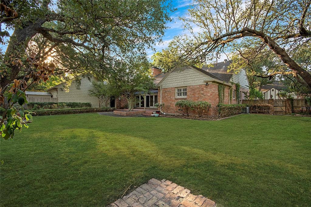 5859 Colhurst Street, Dallas, TX 75230 5859 Colhurst Street, Dallas, TX 75230