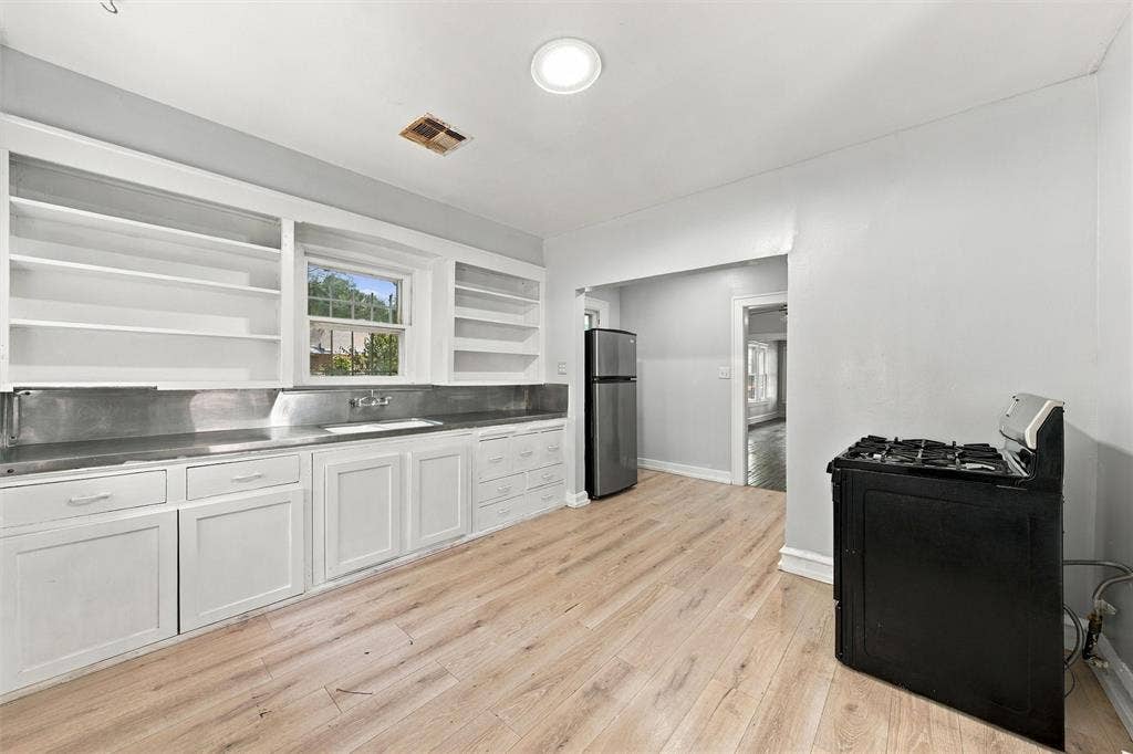 2114 lyle Avenue, Waco, TX 76708 2114 lyle Avenue, Waco, TX 76708