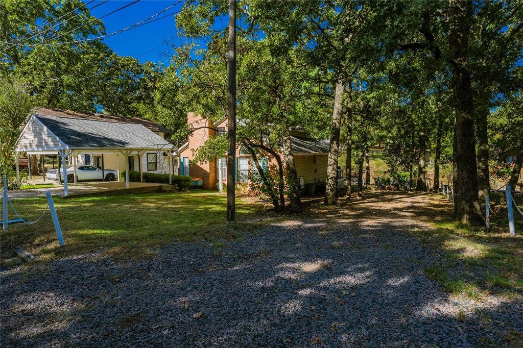 517 Shore Line Drive, Tool, TX 75143 517 Shore Line Drive, Tool, TX 75143