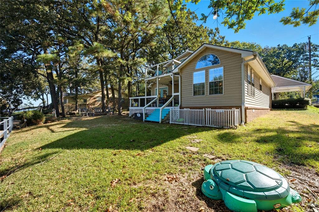 517 Shore Line Drive, Tool, TX 75143 517 Shore Line Drive, Tool, TX 75143