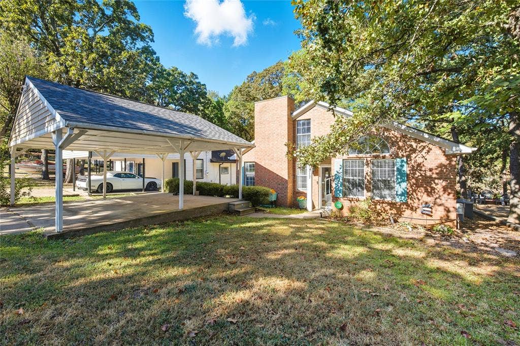 517 Shore Line Drive, Tool, TX 75143 517 Shore Line Drive, Tool, TX 75143