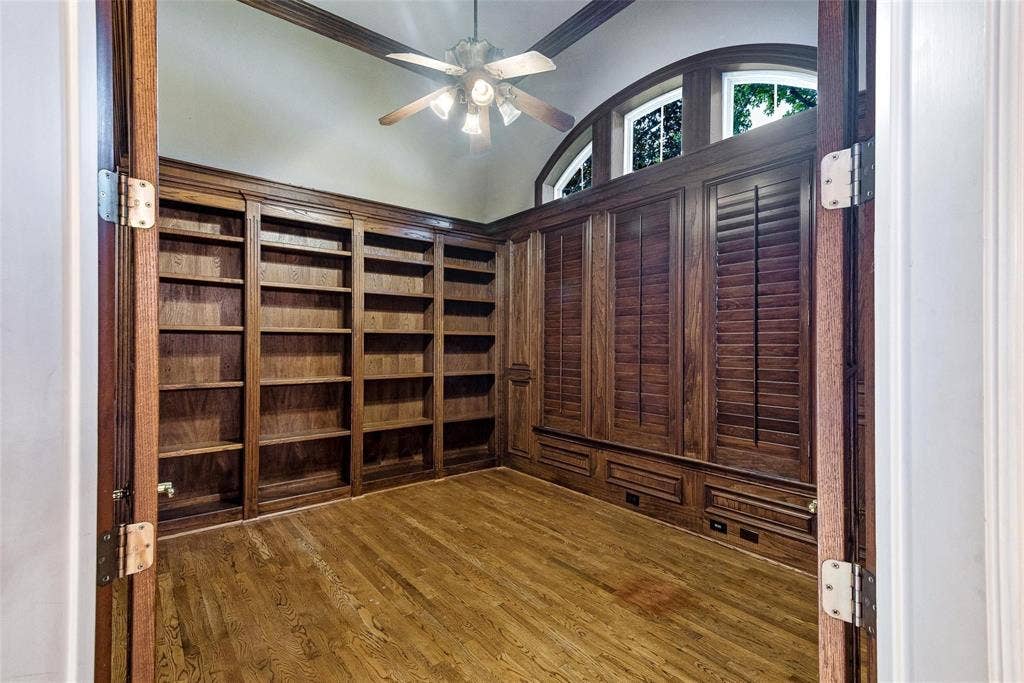 5933 King William Drive, Plano, TX 75093 5933 King William Drive, Plano, TX 75093