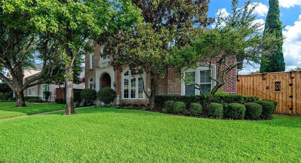 5933 King William Drive, Plano, TX 75093 5933 King William Drive, Plano, TX 75093