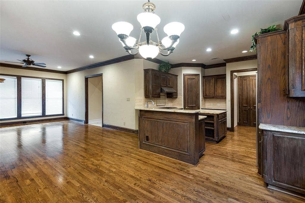 5933 King William Drive, Plano, TX 75093 5933 King William Drive, Plano, TX 75093