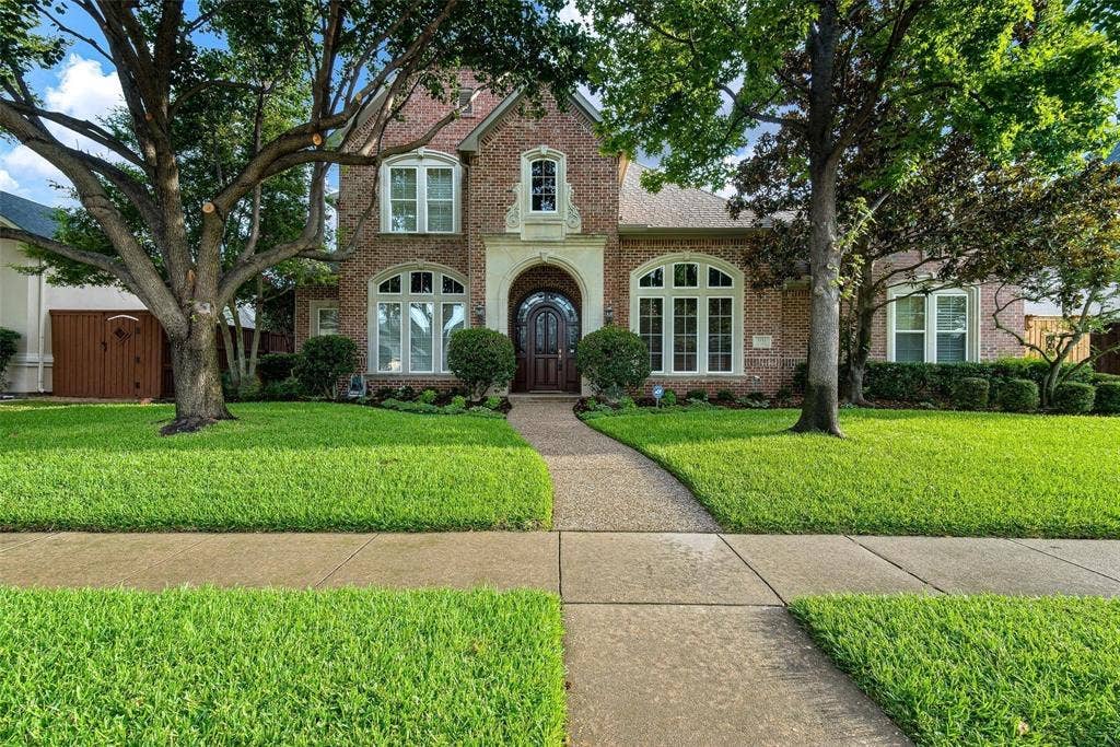 5933 King William Drive, Plano, TX 75093 5933 King William Drive, Plano, TX 75093