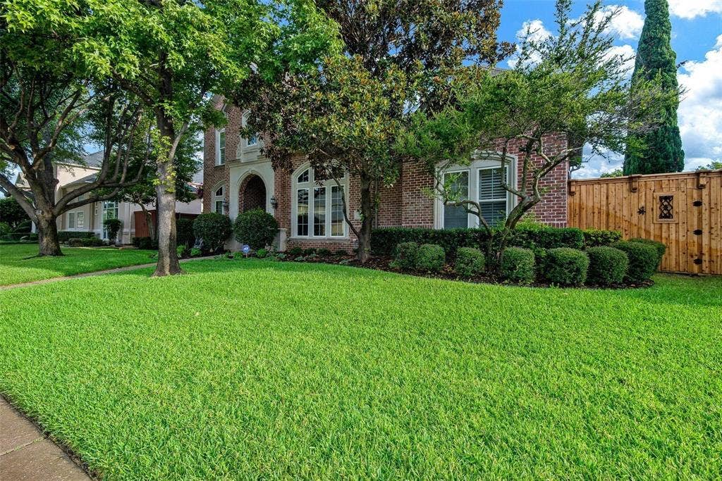 5933 King William Drive, Plano, TX 75093 5933 King William Drive, Plano, TX 75093