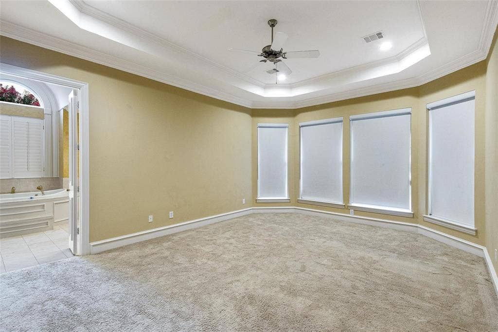 5933 King William Drive, Plano, TX 75093 5933 King William Drive, Plano, TX 75093