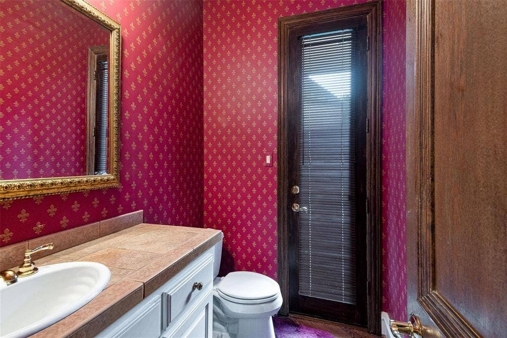 5933 King William Drive, Plano, TX 75093 5933 King William Drive, Plano, TX 75093