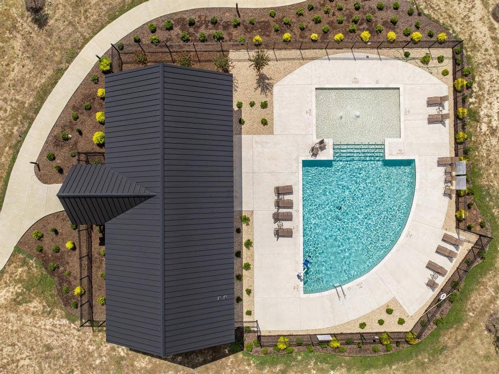 2108 Stinson Court, Lorena, TX 76655 Neighborhood Pool